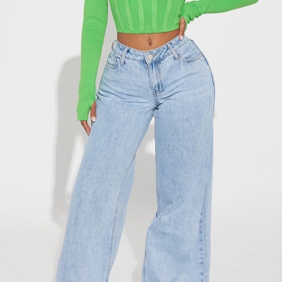 Wide Leg Jean - Light Wash - Picture 3 of 3